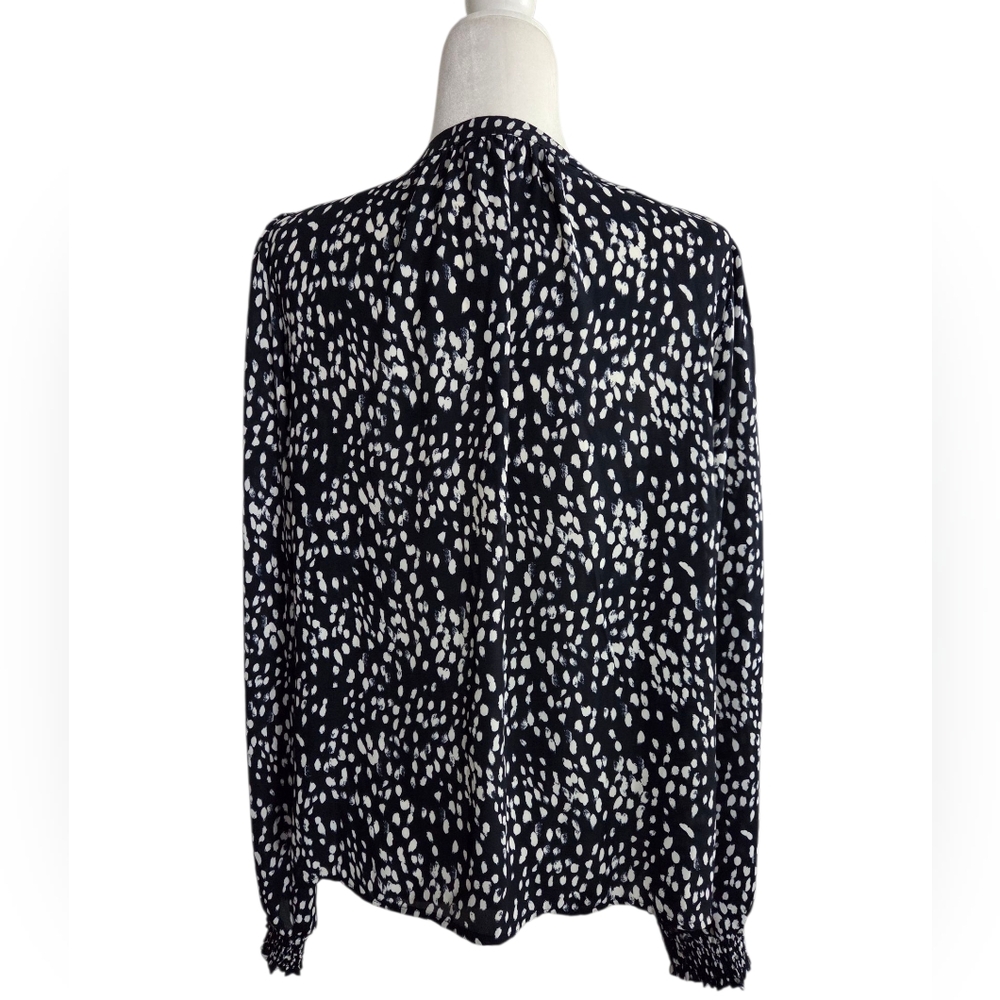 Evereve - Long Sleeve Top - Size XL - Picture 2 of 13